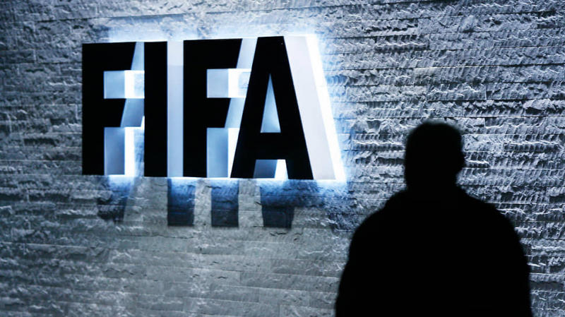 FIFA получит награбленное