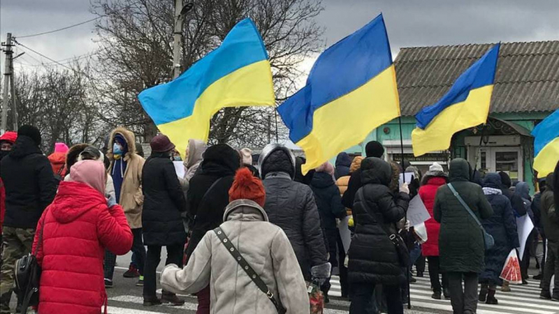 Митинг против Зеленского начался на площади Независимости в Киеве